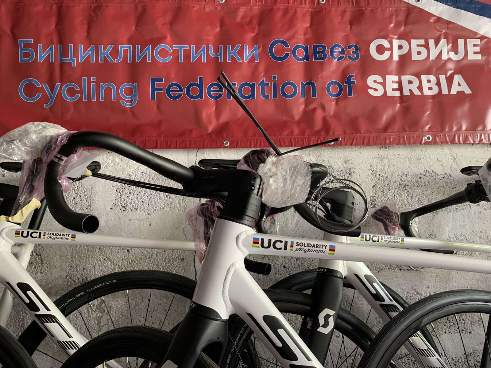 UCI nastavlja sa podrškom BSS